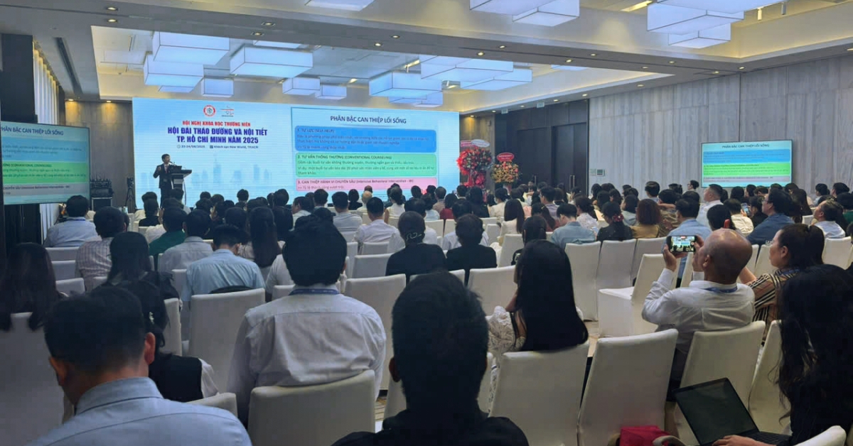 Thạc sĩ Bác sĩ Phạm Trần Thiên Nhân 27